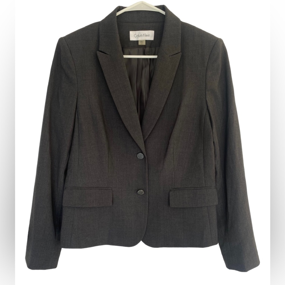 CALVIN KLEIN | WOMEN'S TWO-BUTTON BLAZER WITH CLASSIC FIT PANTS